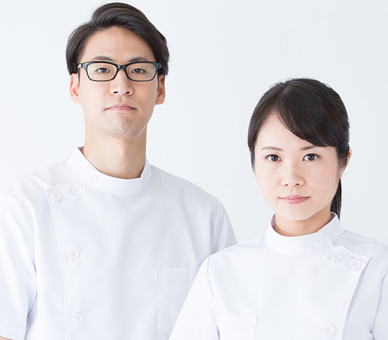経験のある医師や看護師が施術を行います。